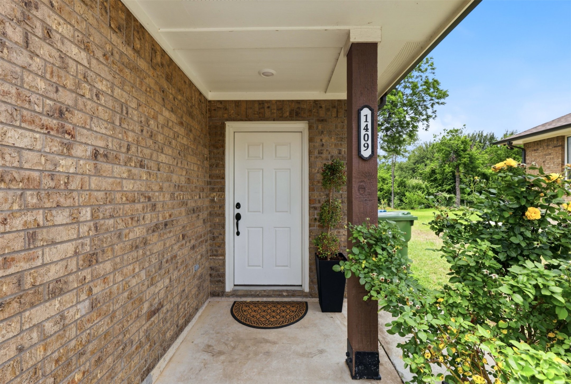 1409 Denton Drive Carrollton TX 75006