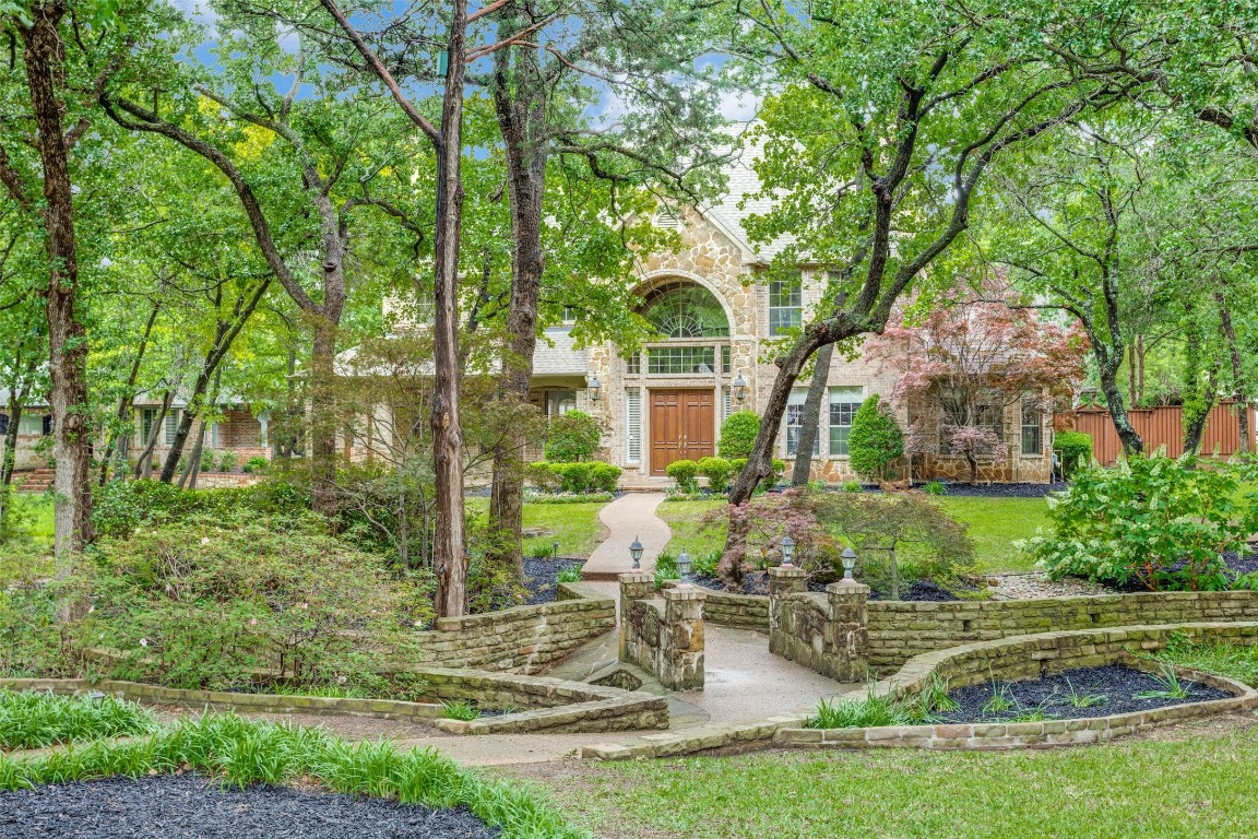 2011 Reserve Court Flower Mound TX 75028