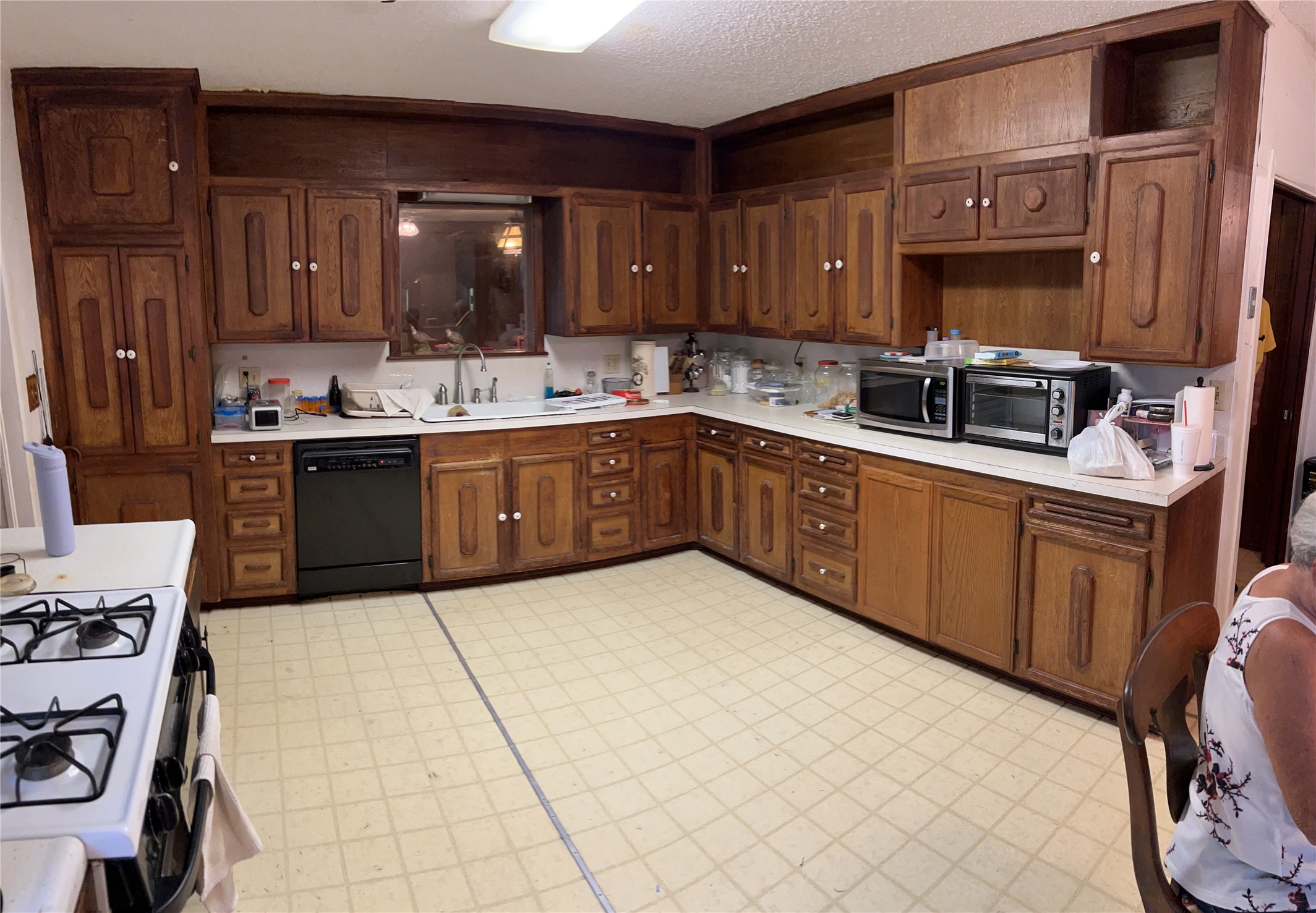 6477 W Fm 922 Valley View TX 76272