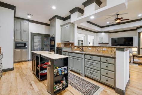 8624 Timber Drive North Richland Hills TX 76182