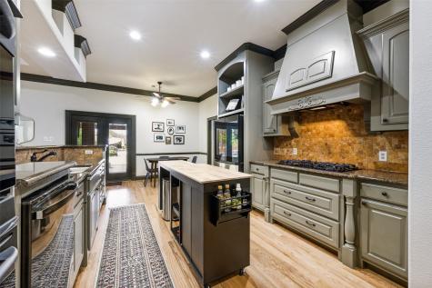 8624 Timber Drive North Richland Hills TX 76182