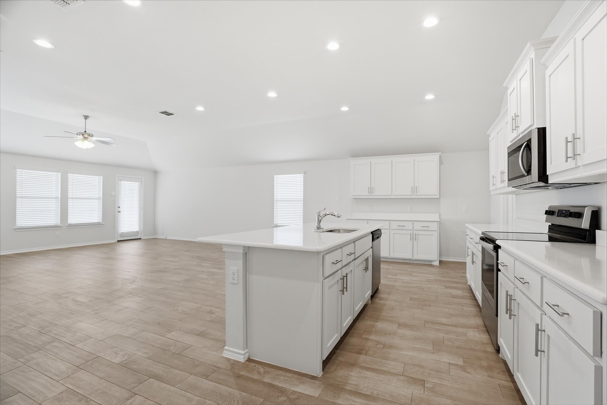428 Edgewick Lane Fort Worth TX 76036