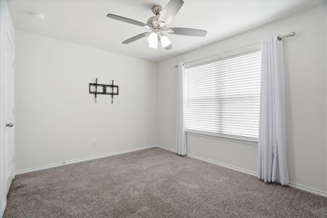 428 Edgewick Lane Fort Worth TX 76036