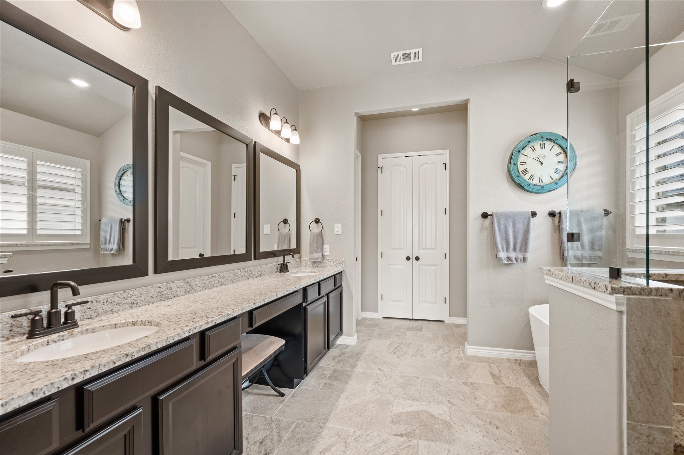 805 Overland Court Northlake TX 76247