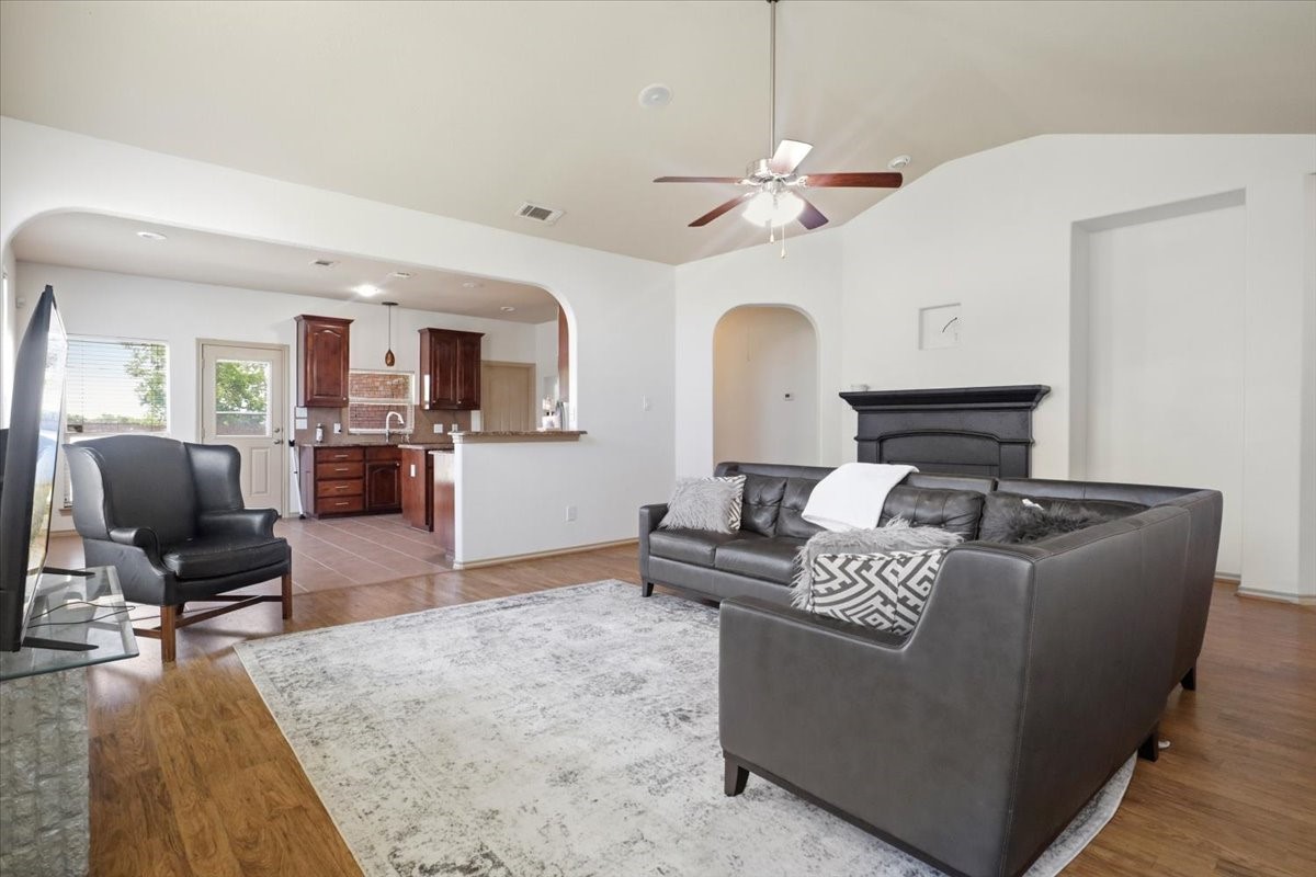 714 Bayou Drive Glenn Heights TX 75154