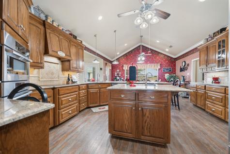 883 N Speegleville Road Woodway TX 76712