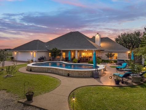 883 N Speegleville Road Woodway TX 76712