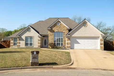 810 Cottonwood Court Stephenville TX 76401