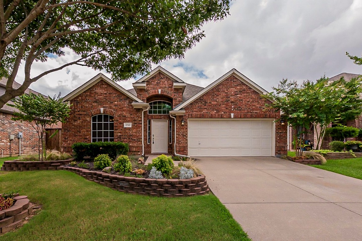 1712 Glen Aerie Lane Corinth TX 76210