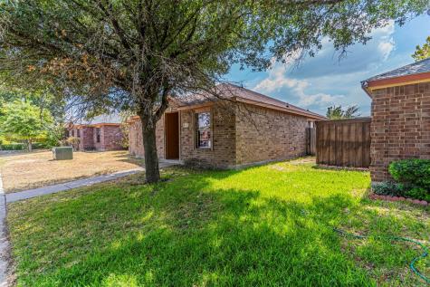 5244 El Torro Street Dallas TX 75236
