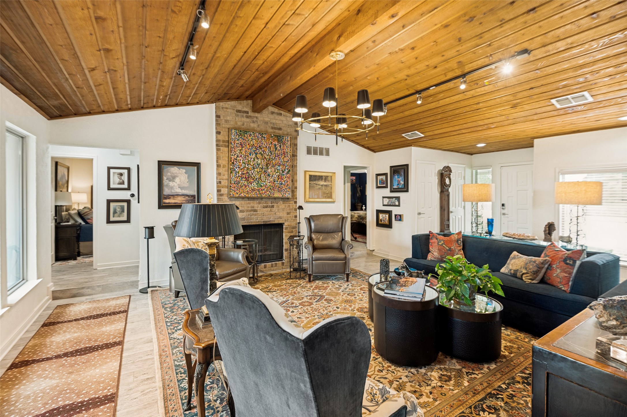 2201 Carmel Drive Carrollton TX 75006