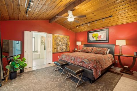 2201 Carmel Drive Carrollton TX 75006