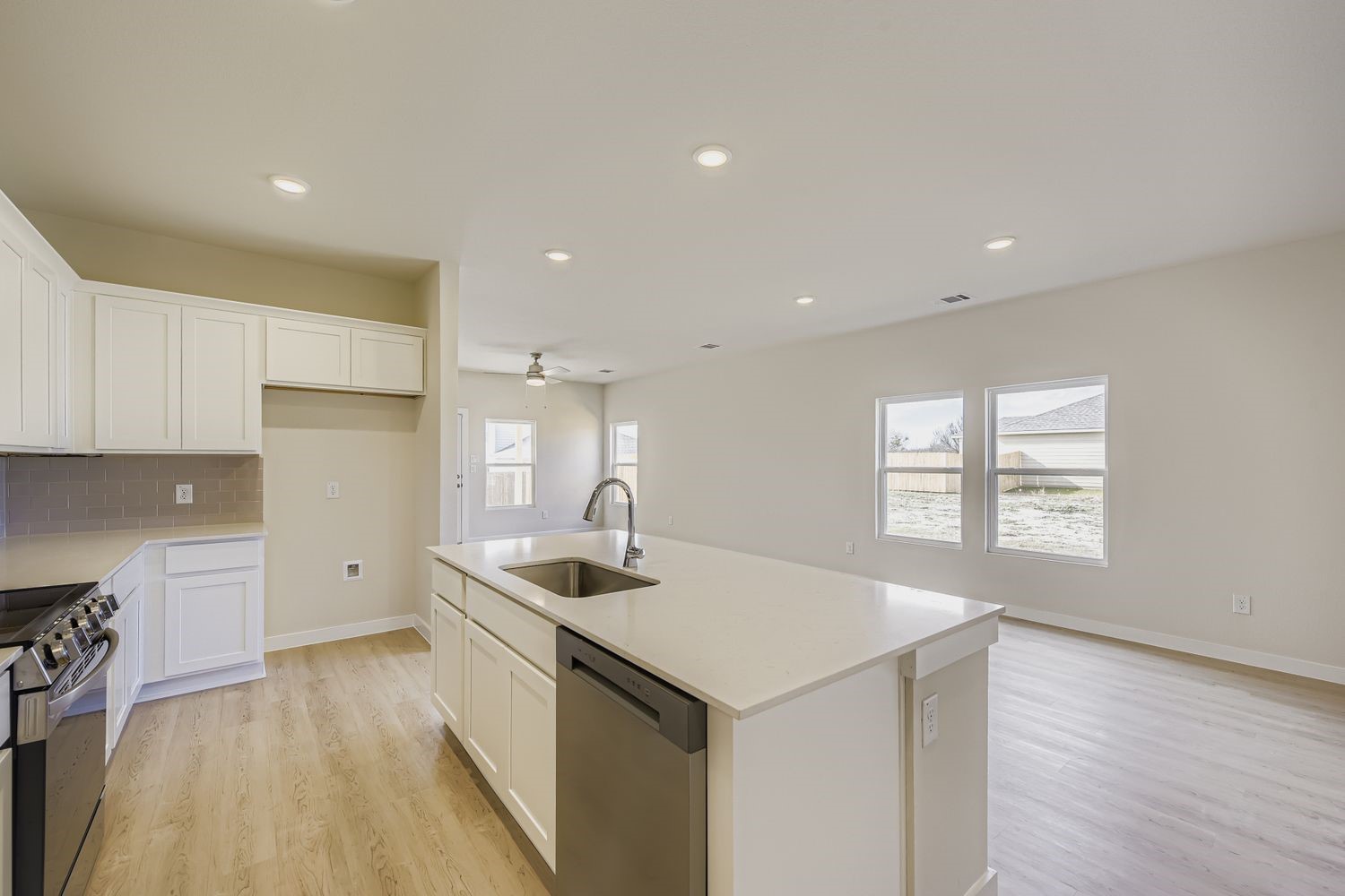 1052 Miraverde Trail Crowley TX 76036