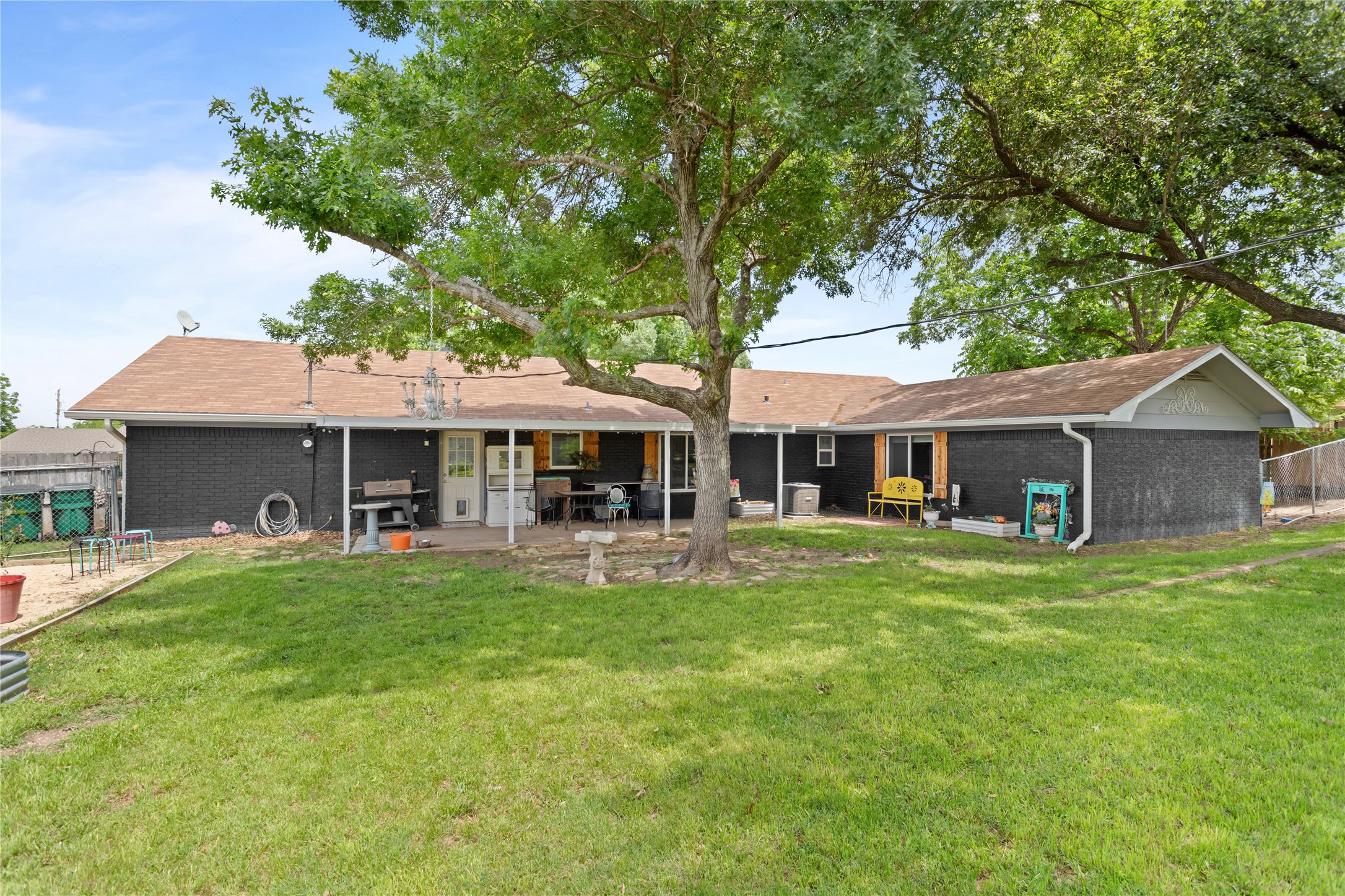 919 S Avenue N Clifton TX 76634