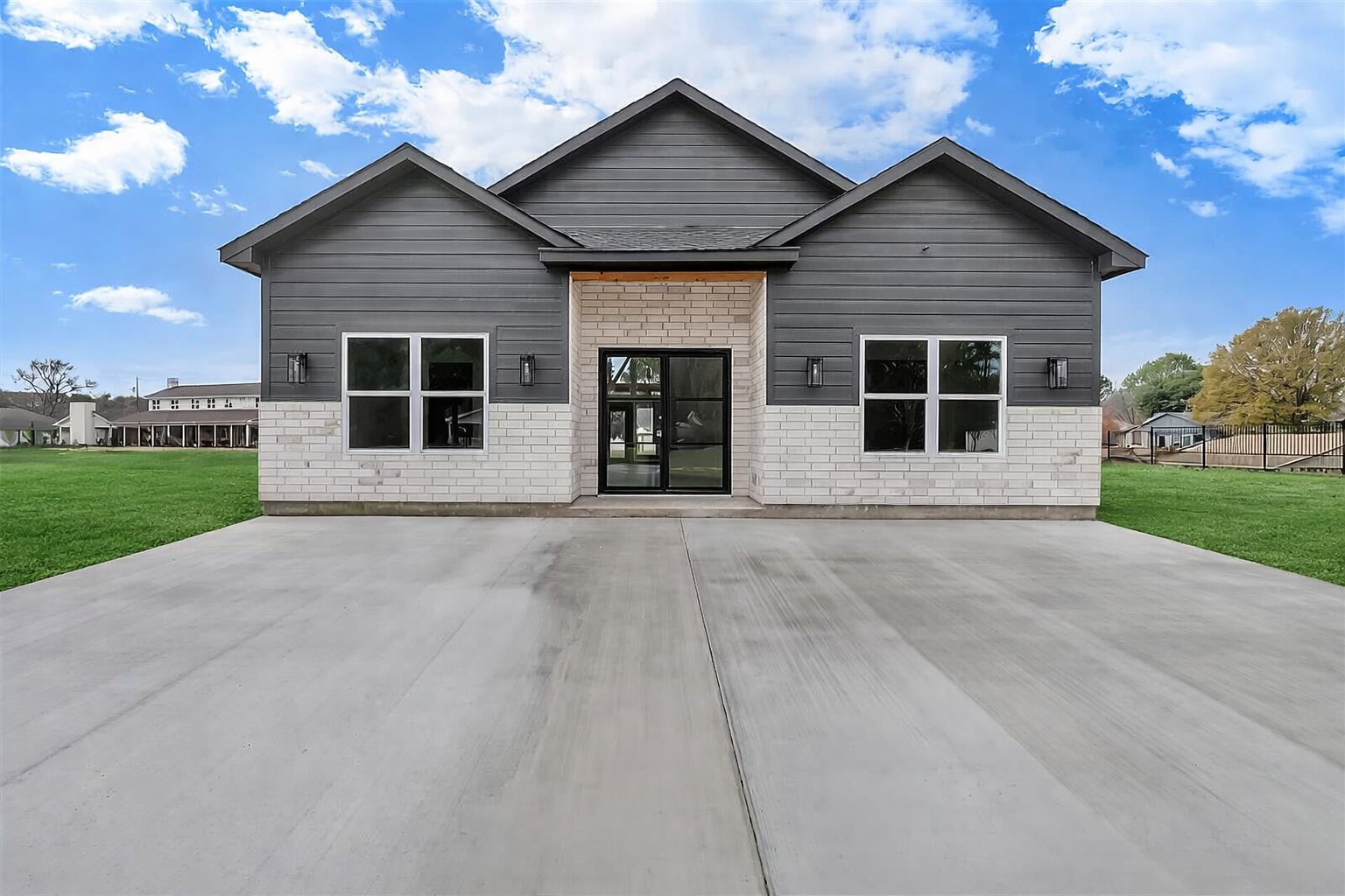 119 Hilltop Drive Trinidad TX 75163