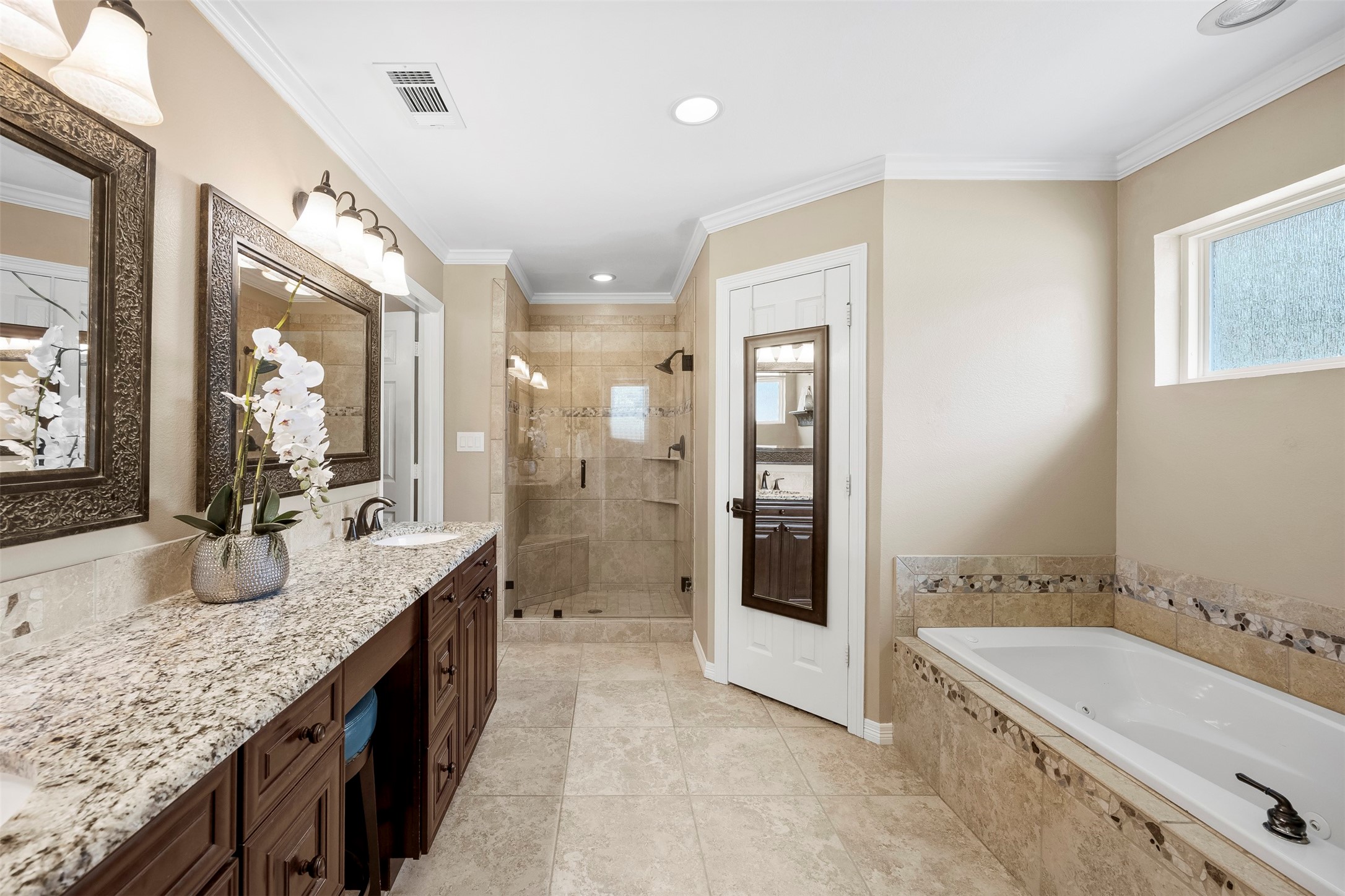 2831 Skinner Road Midlothian TX 76065