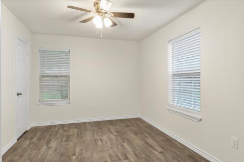 1015 W Park Drive Wills Point TX 75169