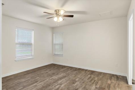 1015 W Park Drive Wills Point TX 75169