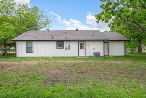 1015 W Park Drive Wills Point TX 75169