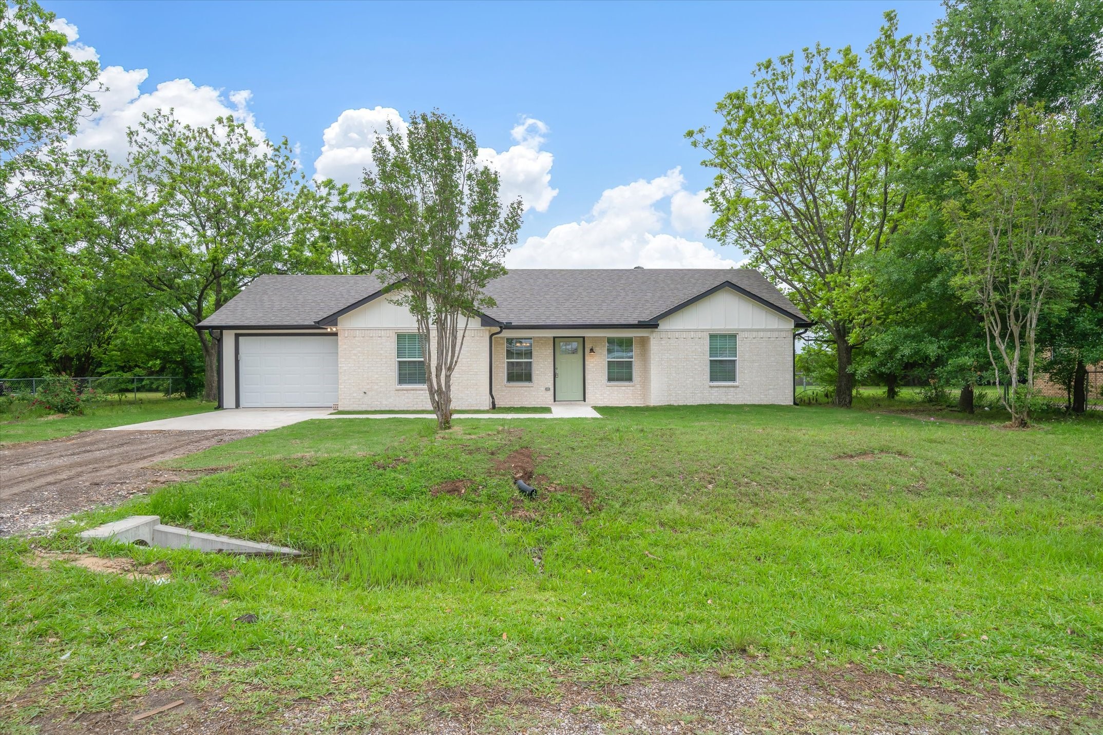 1015 W Park Drive Wills Point TX 75169