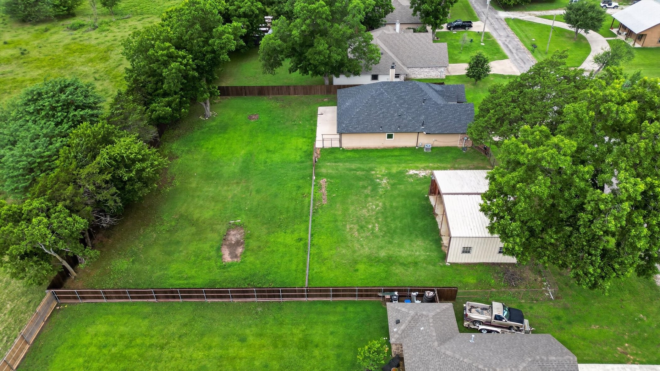 1004 E Main Street Tioga TX 76271