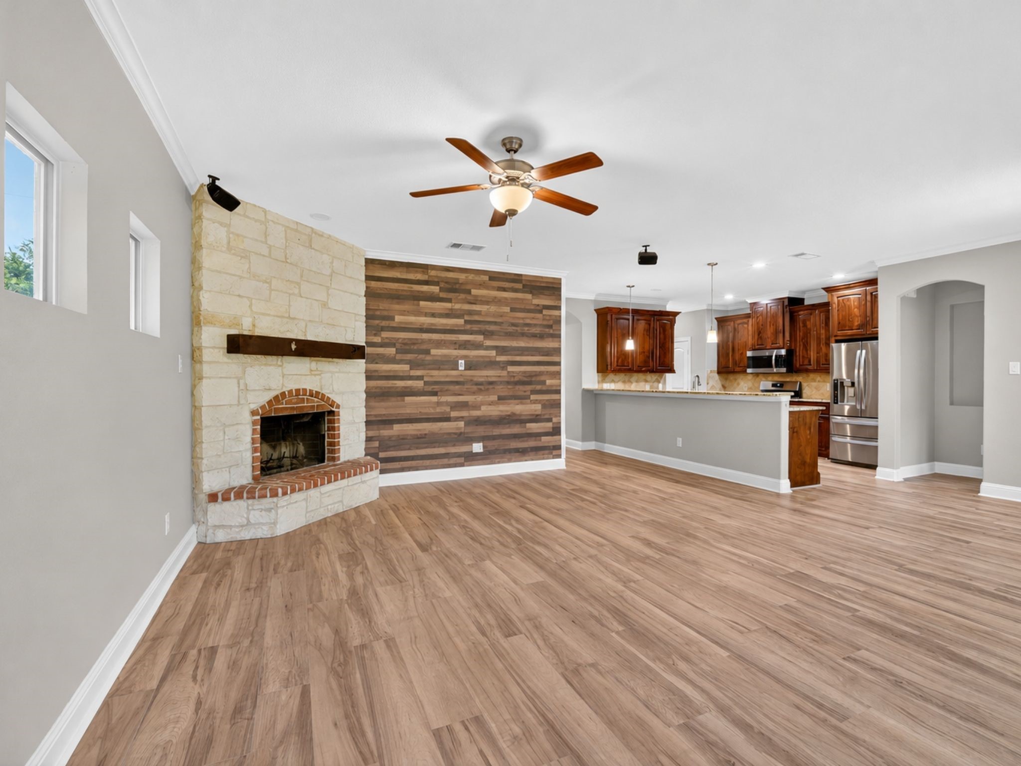 1004 E Main Street Tioga TX 76271