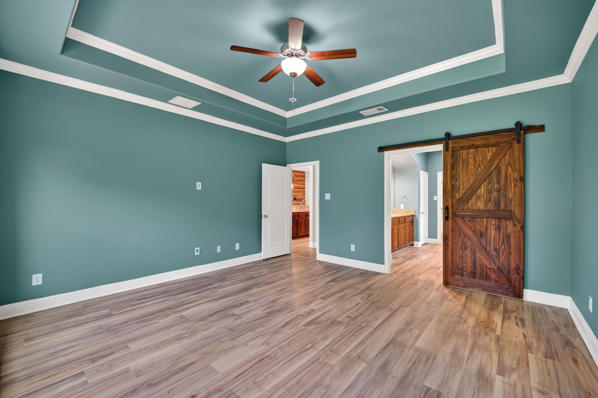 1004 E Main Street Tioga TX 76271