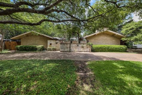 3839 N Versailles Avenue Dallas TX 75209