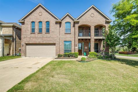 977 Tara Drive Burleson TX 76028