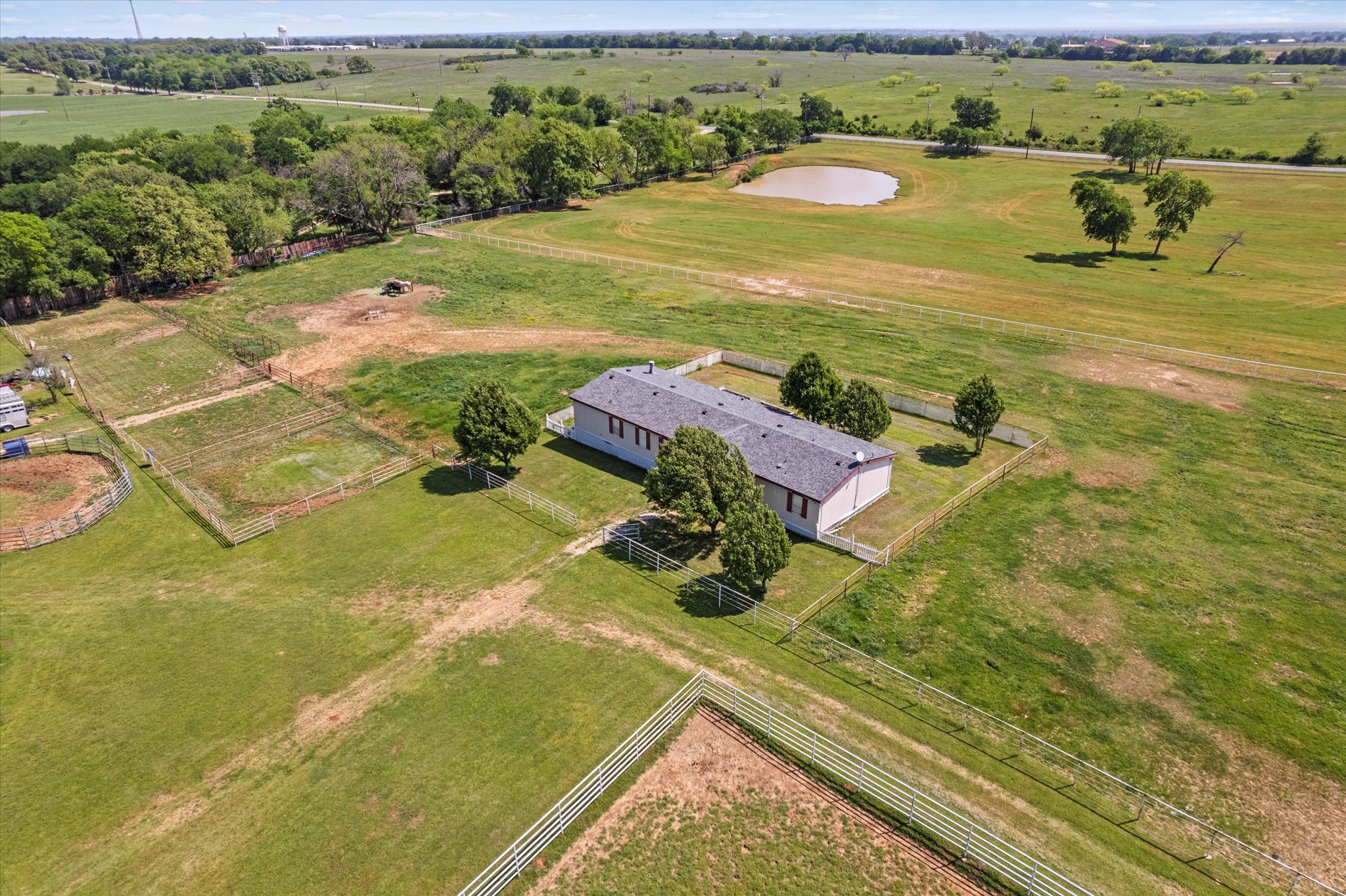 9979 Oak Creek Drive Pilot Point TX 76258
