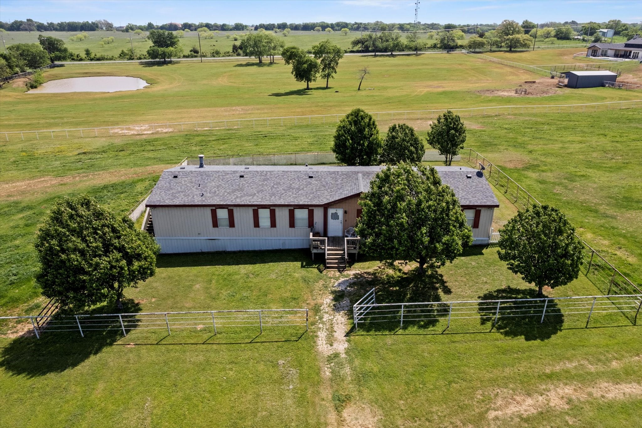 9979 Oak Creek Drive Pilot Point TX 76258