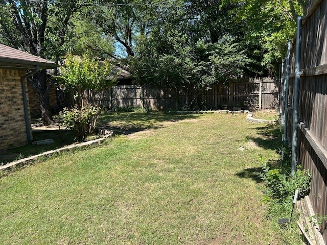 3901 W Country Club Drive Irving TX 75038