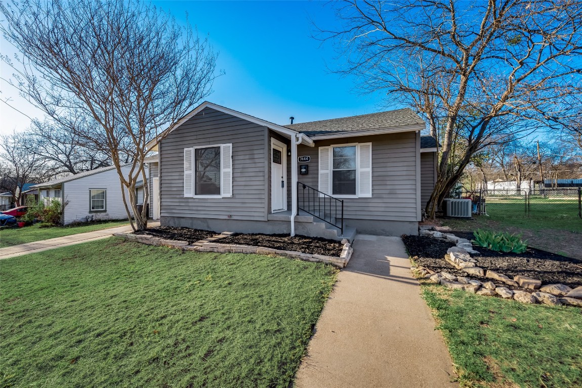 7444 Aberdeen Drive Fort Worth TX 76116