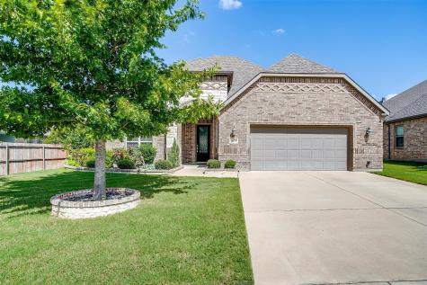 1653 Laramie Lane Burleson TX 76028
