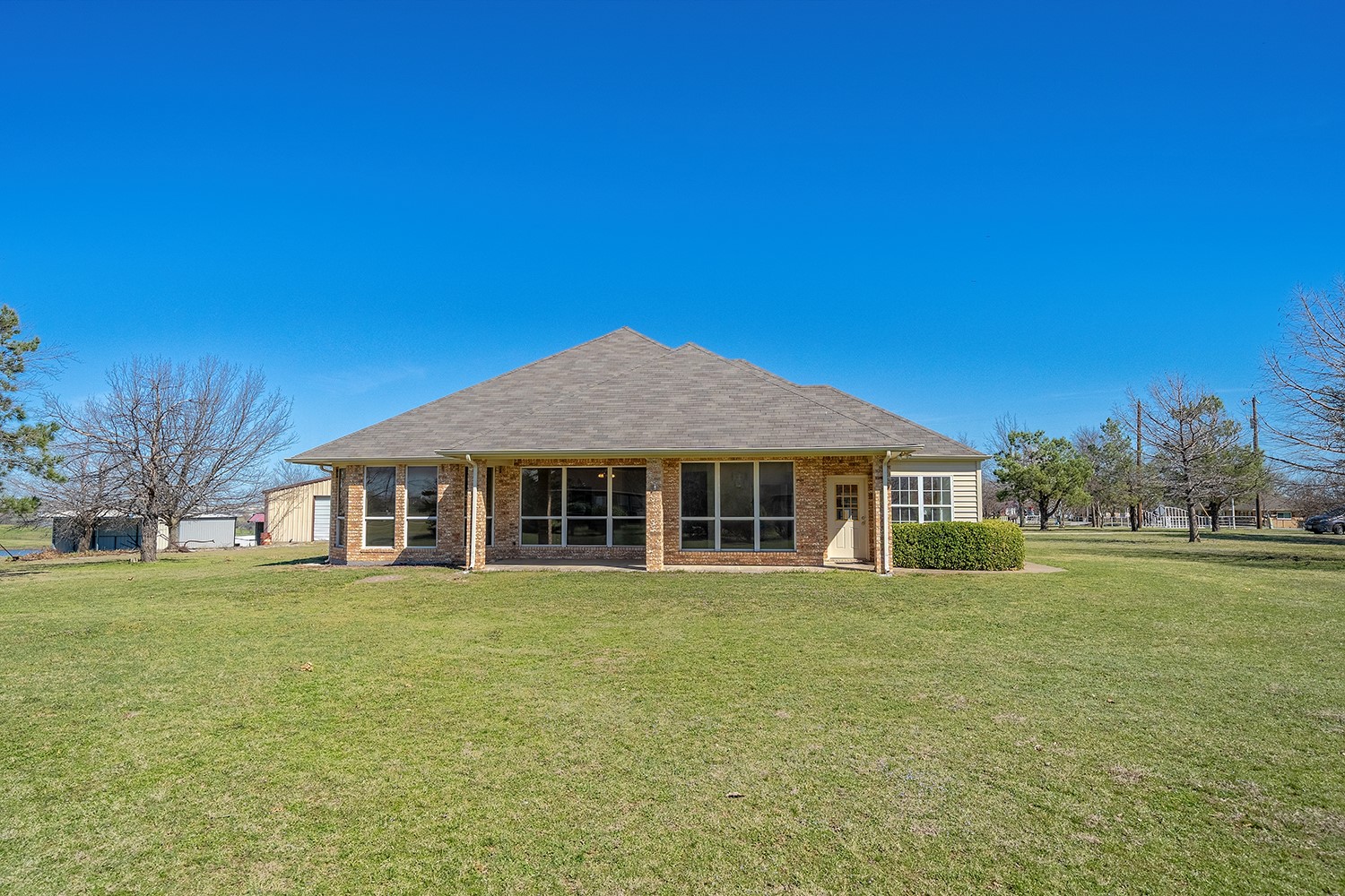 2075 Huling Road Sanger TX 76266