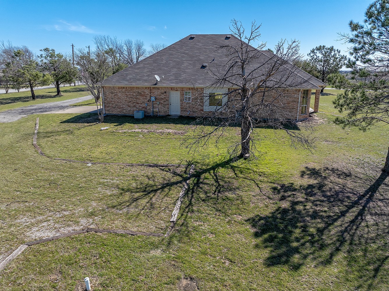 2075 Huling Road Sanger TX 76266