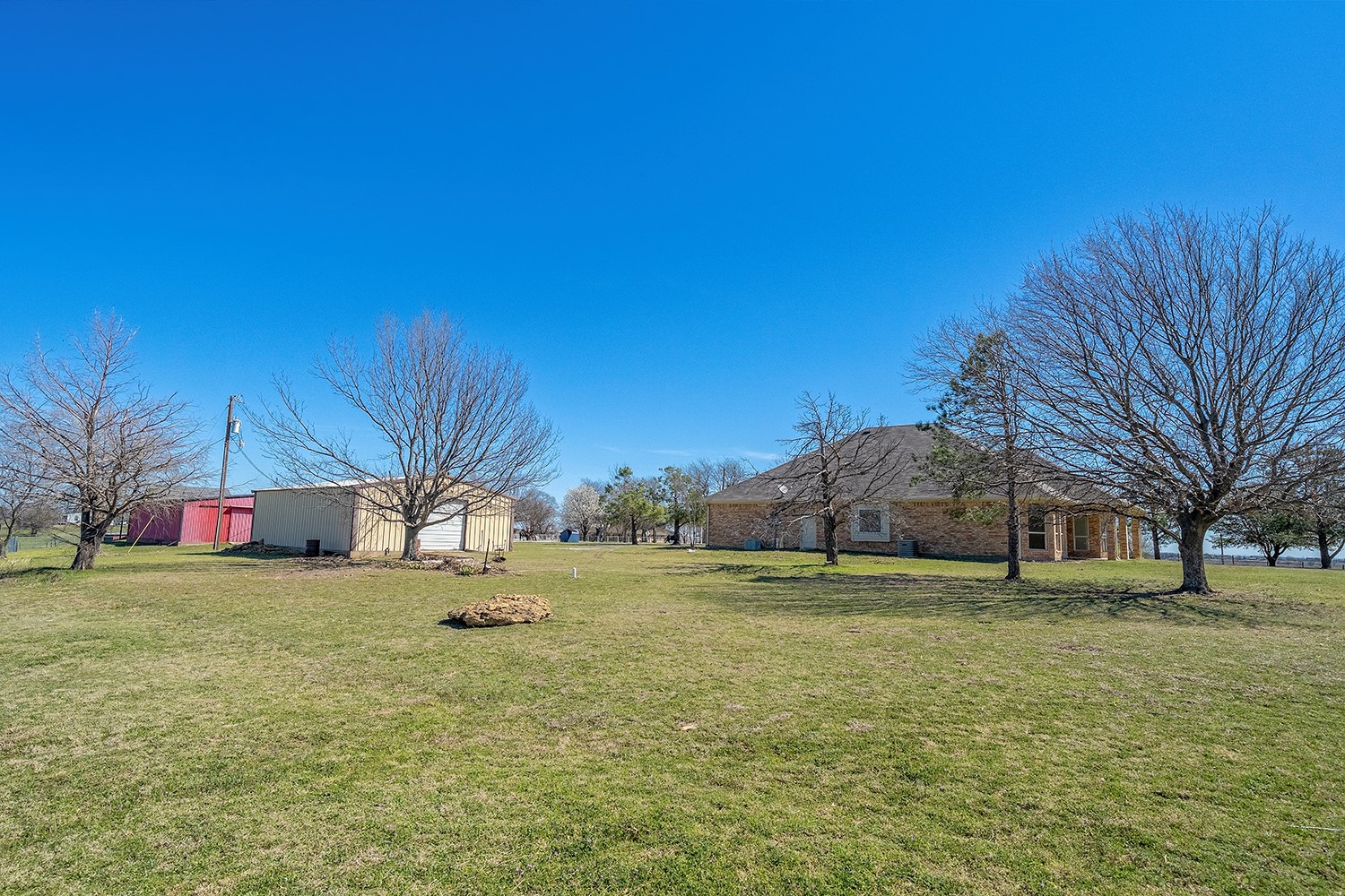 2075 Huling Road Sanger TX 76266