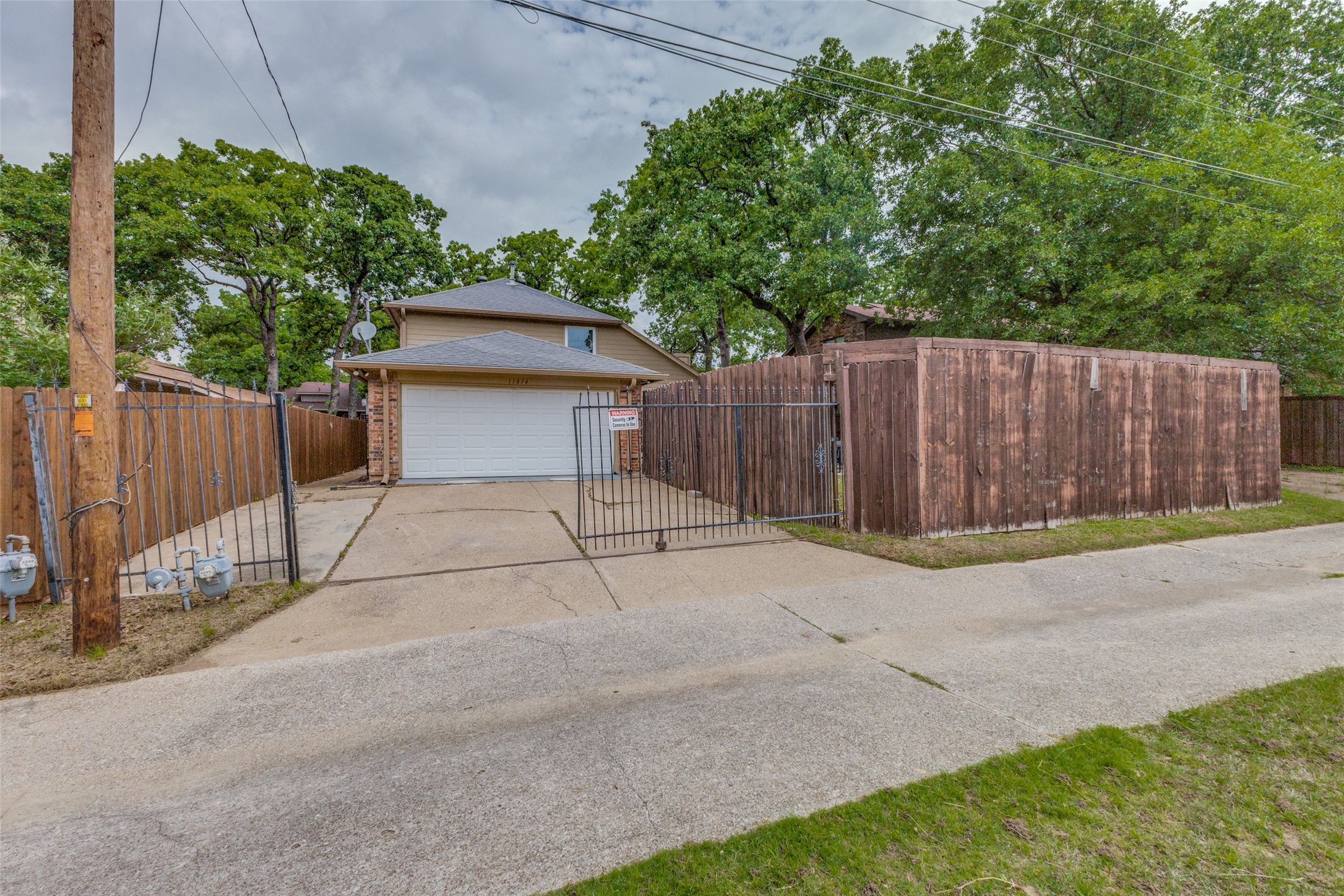 11814 Eloise Drive Balch Springs TX 75180