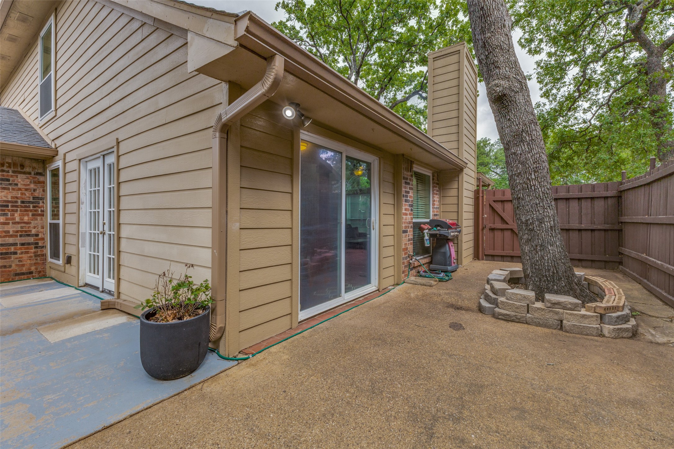 11814 Eloise Drive Balch Springs TX 75180