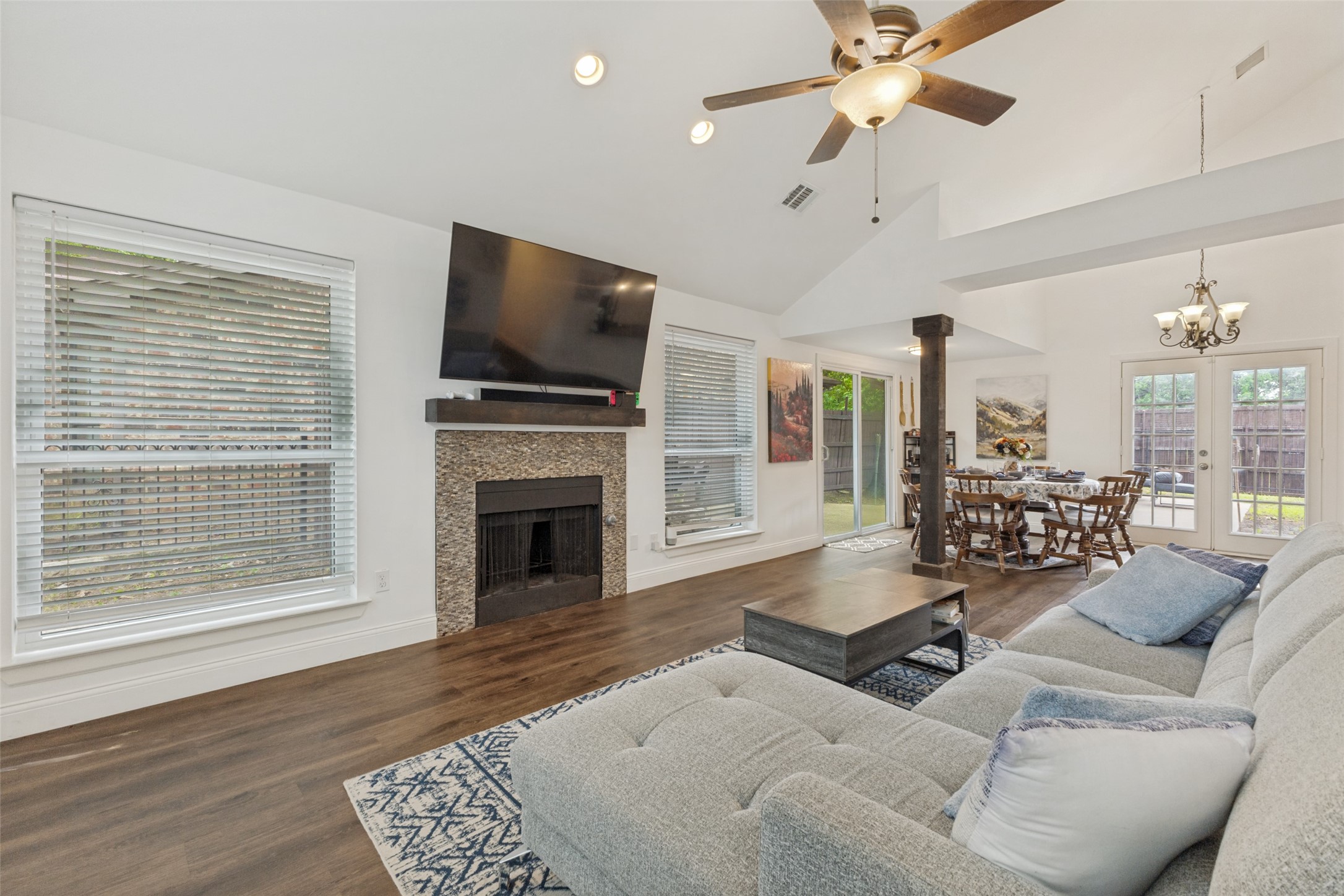 11814 Eloise Drive Balch Springs TX 75180