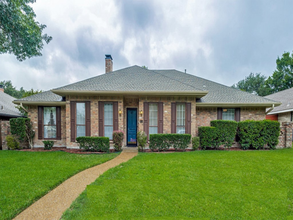 1912 Lake Crest Lane Plano TX 75023