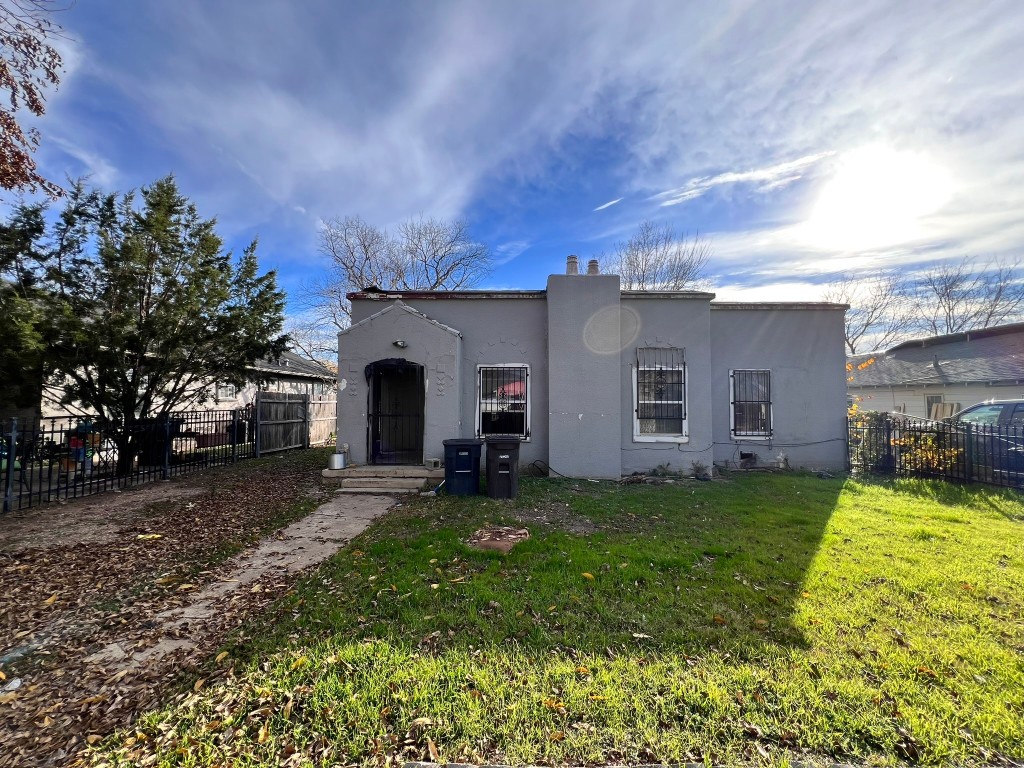 3628 Avenue N Fort Worth TX 76105