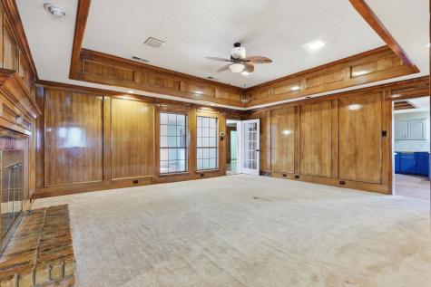 613 Deer Creek Drive Desoto TX 75115