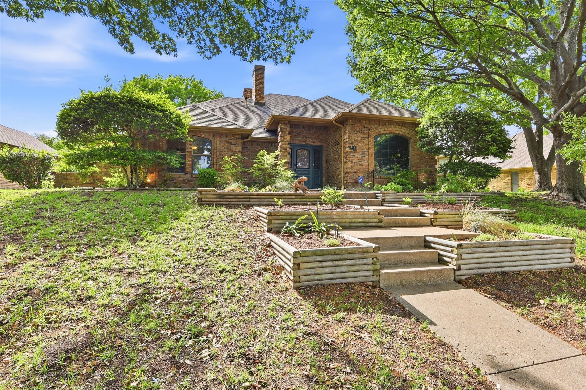 613 Deer Creek Drive Desoto TX 75115