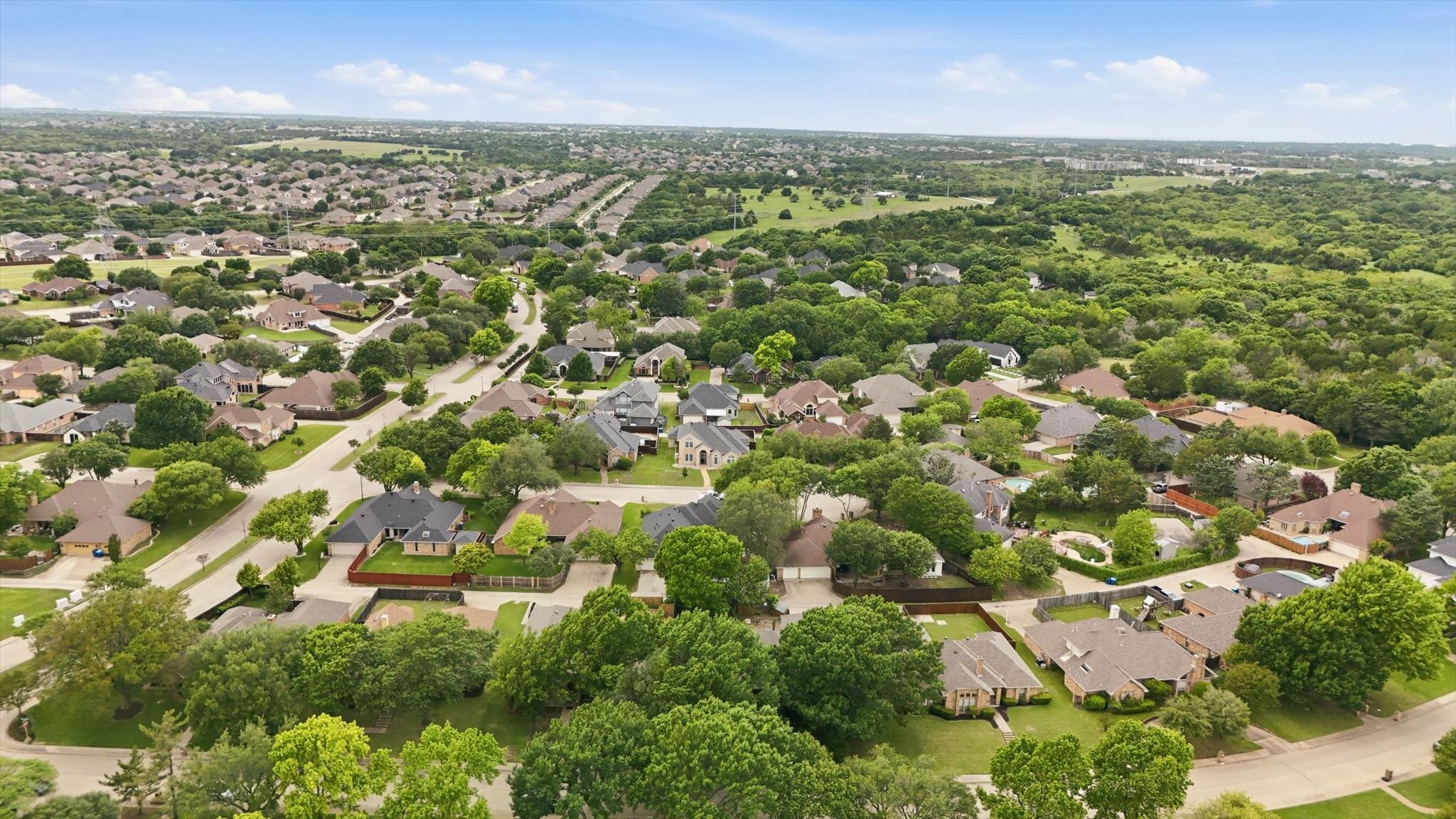 613 Deer Creek Drive Desoto TX 75115