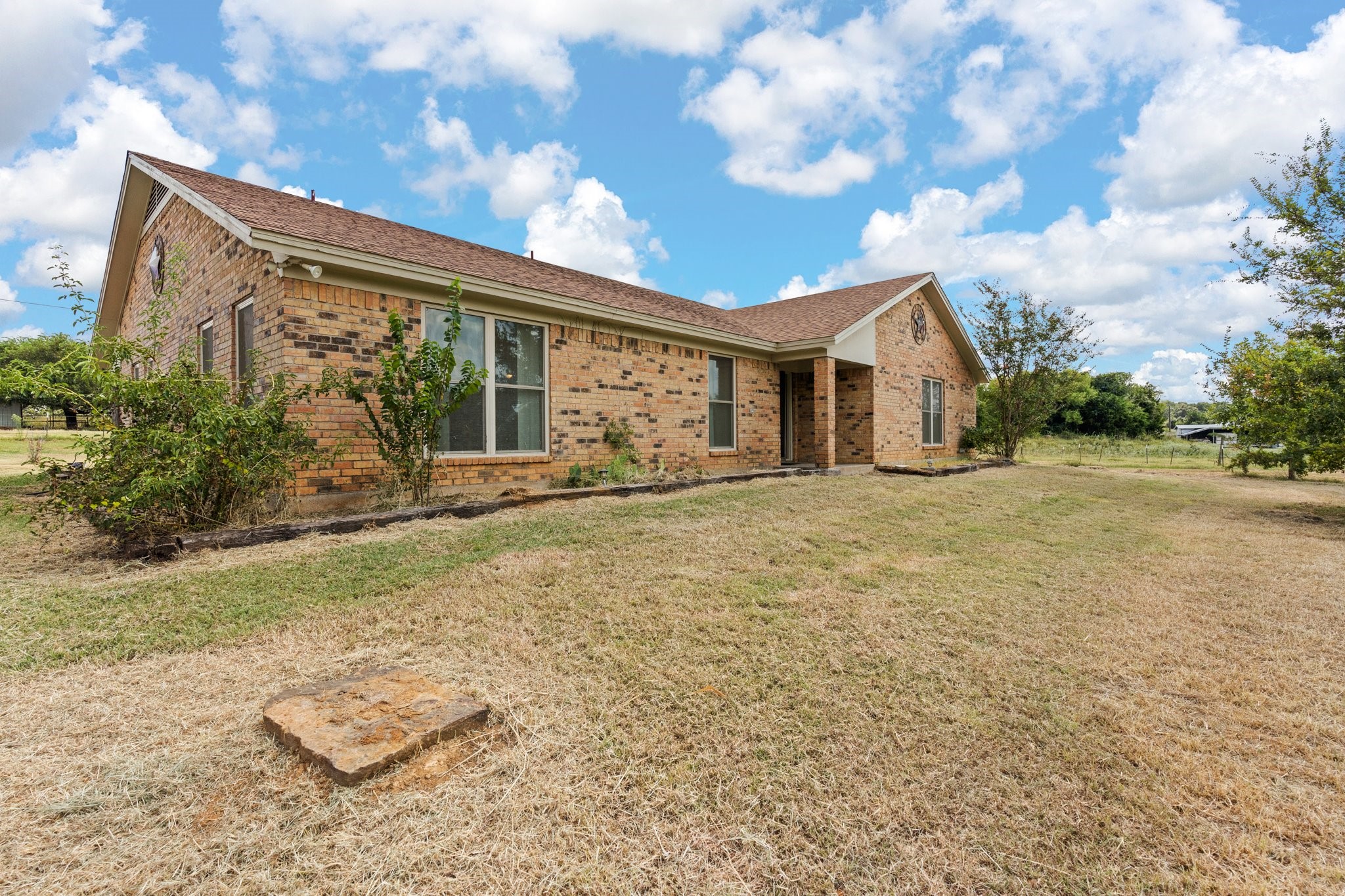7125 S Highway 171 Grandview TX 76050