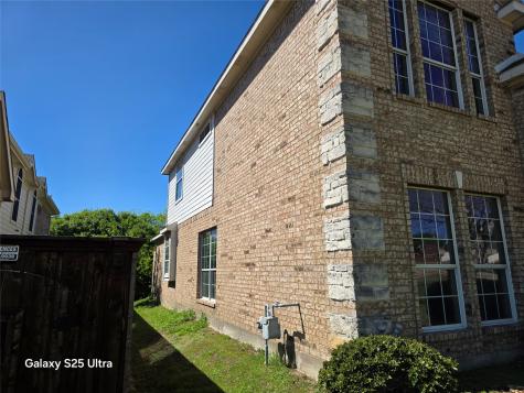 417 Silver Creek Drive Desoto TX 75115