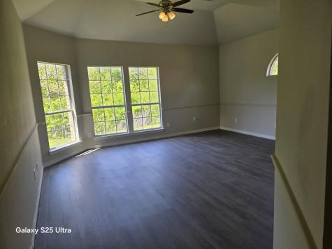 417 Silver Creek Drive Desoto TX 75115