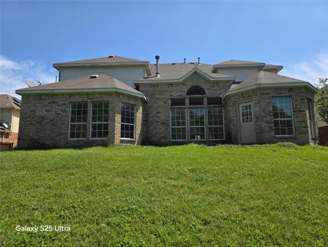 417 Silver Creek Drive Desoto TX 75115