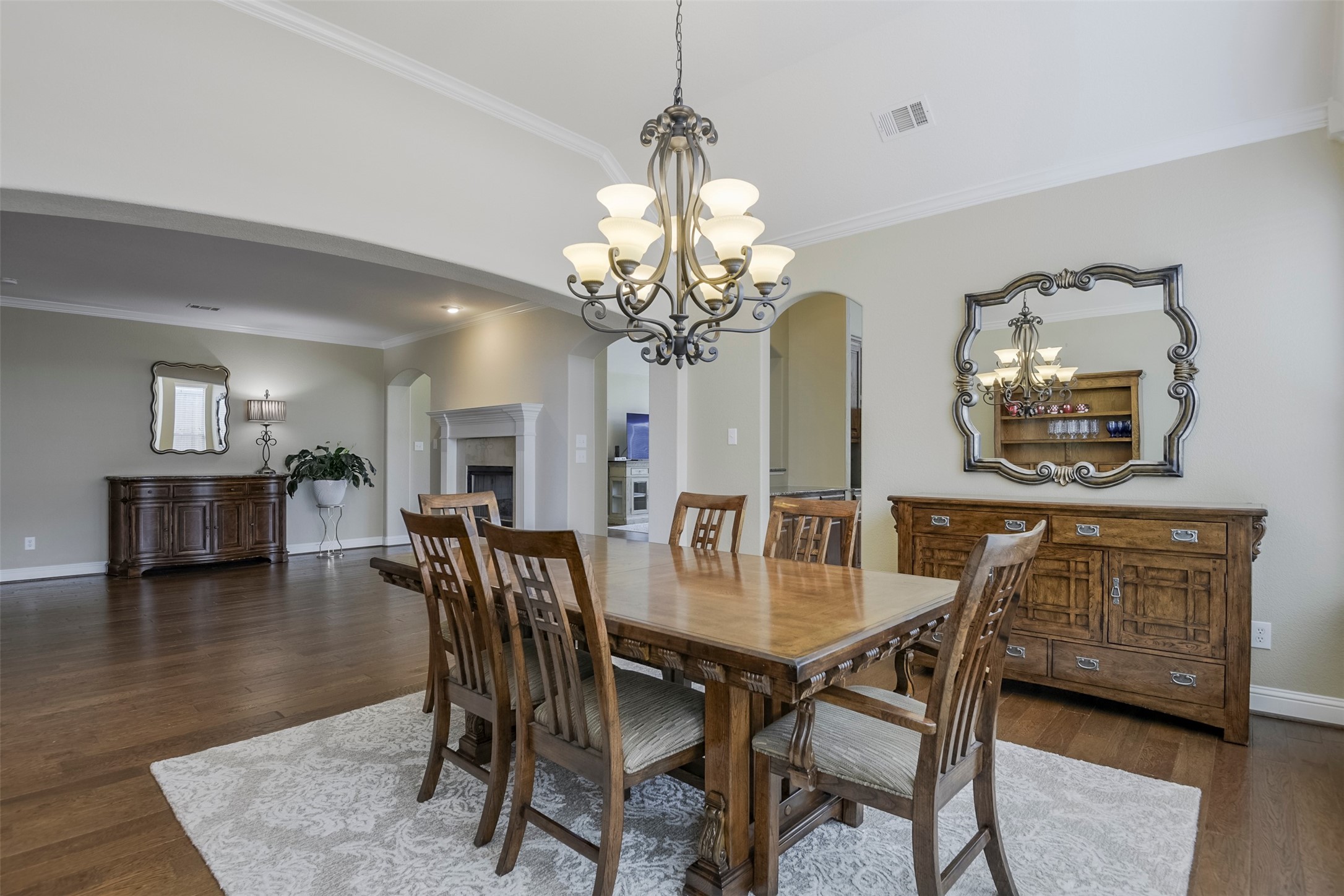 3006 Redcliff Lane Garland TX 75043